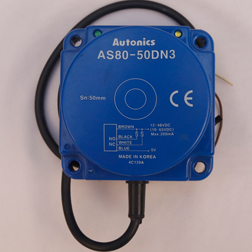 Sensotronic Square Block Inductive Proximity Sensor